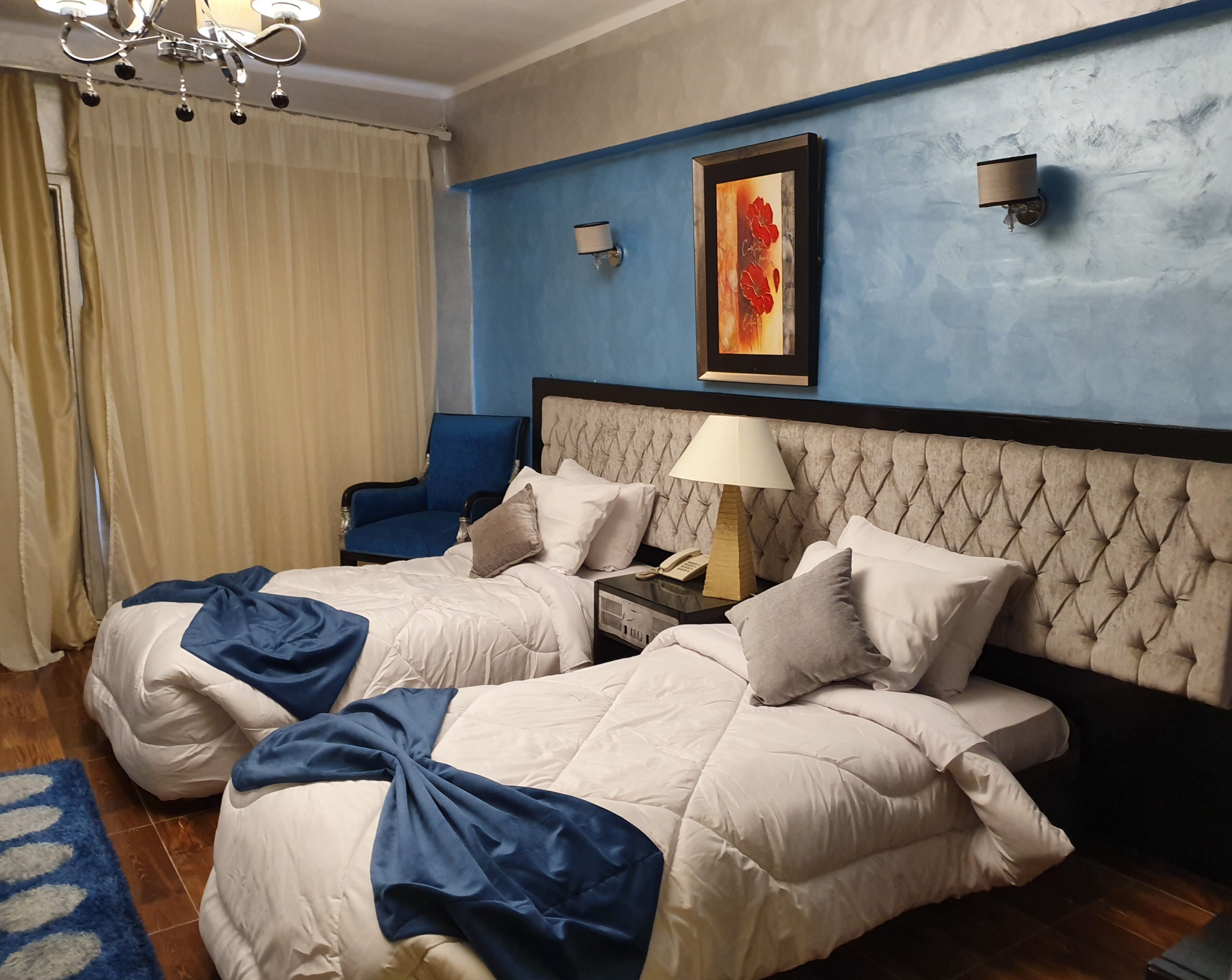 Minibar, in-room safe, rollaway beds, wheelchair access