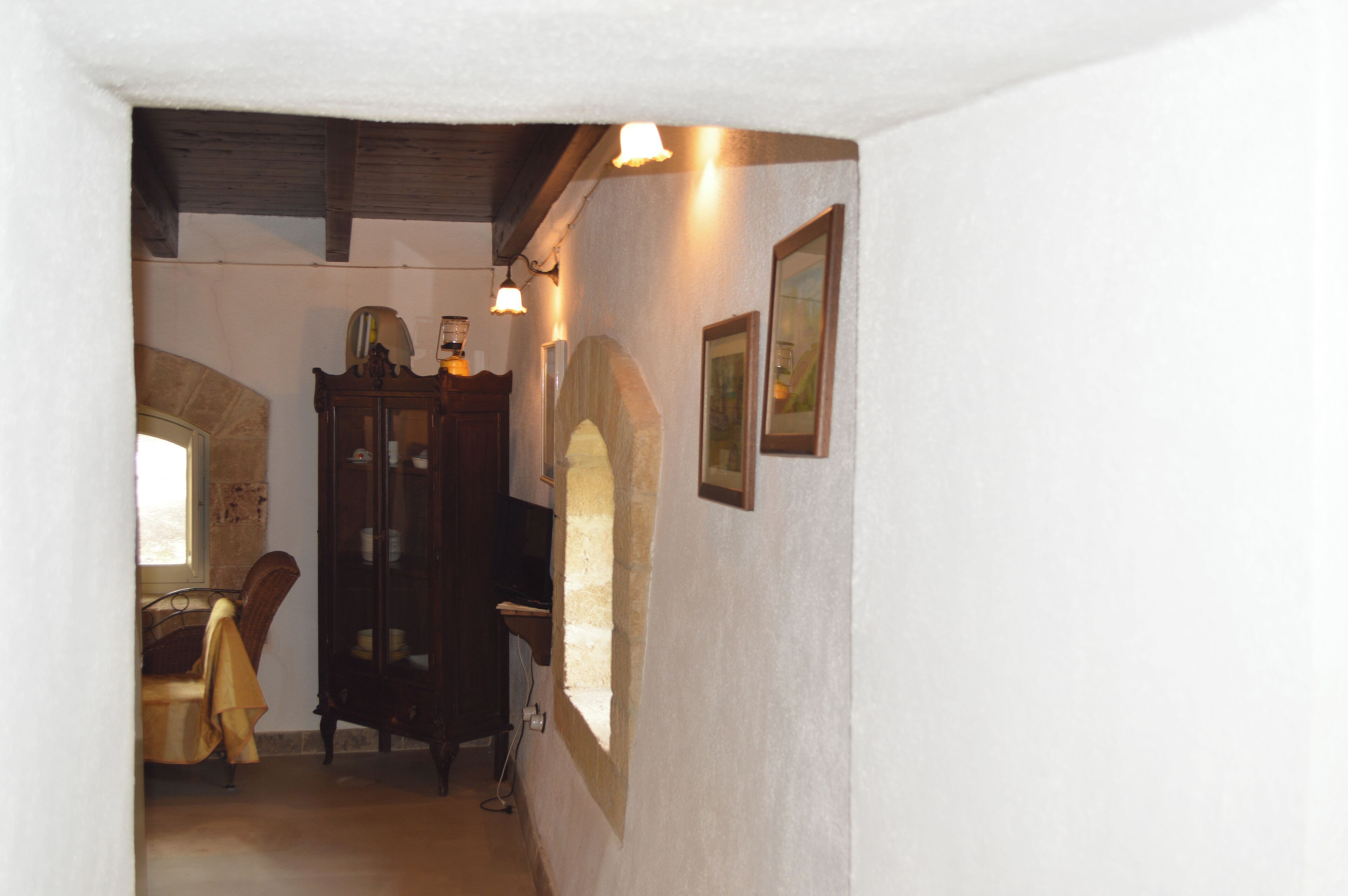 superior cottage | living area | flat-screen tv, dvd player