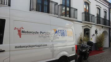 Fachada da propriedade