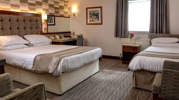 Standard Room, 1 Double Bed, Non Smoking | In-room safe, desk, iron/ironing board, free WiFi