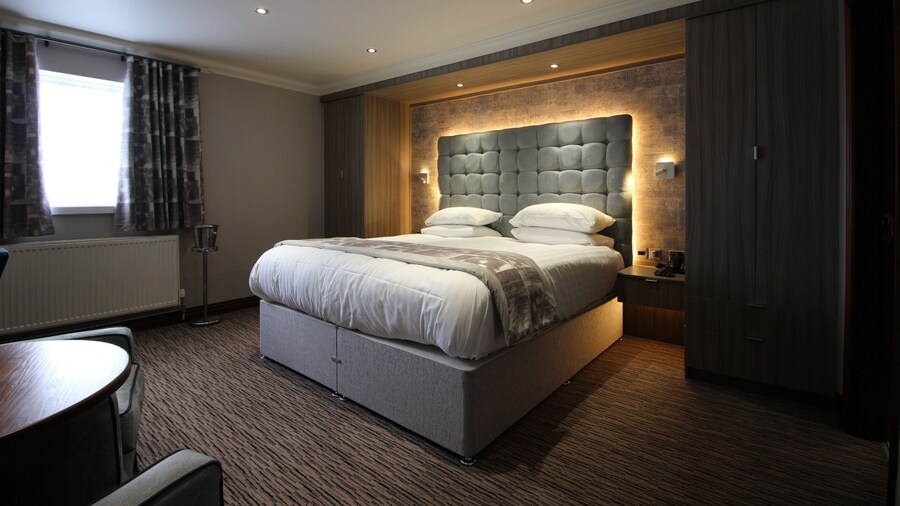 Pastures Hotel