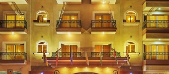 Arabian Dreams Deluxe Hotel Apartments