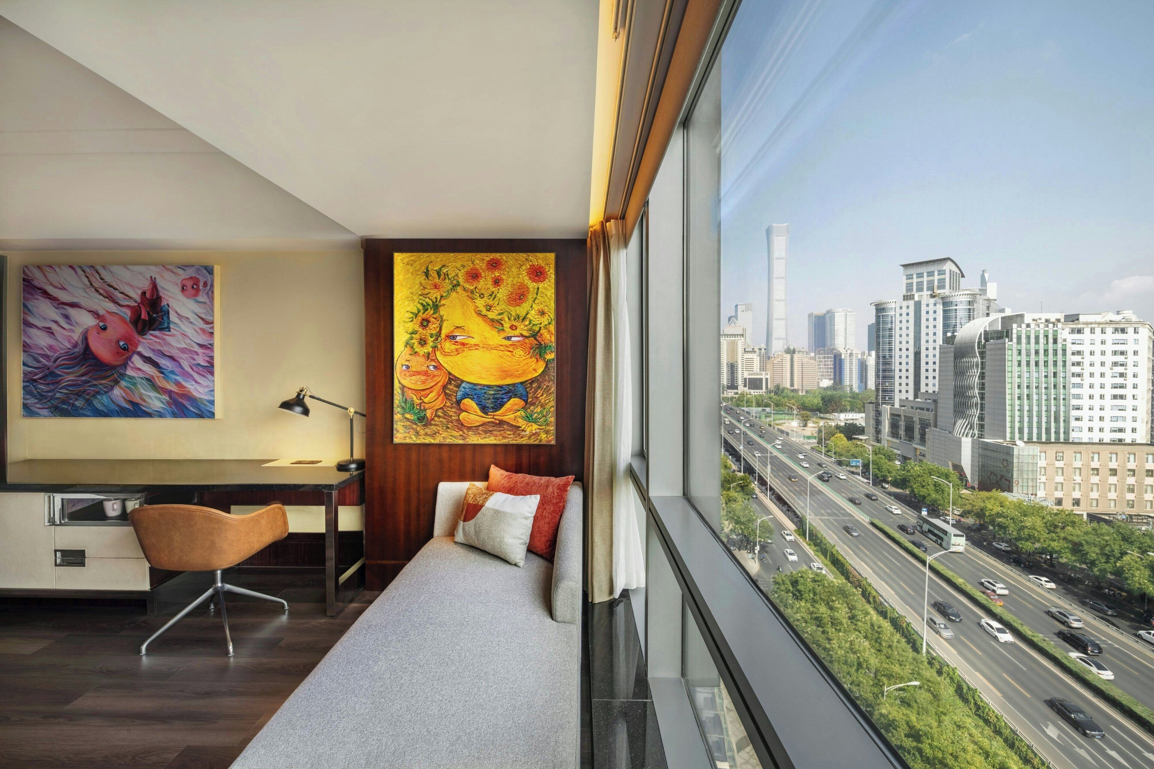 1 bedroom, premium bedding, minibar, in-room safe