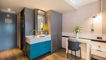 fun superior king bed room | 1 bedroom, premium bedding, down comforters, minibar