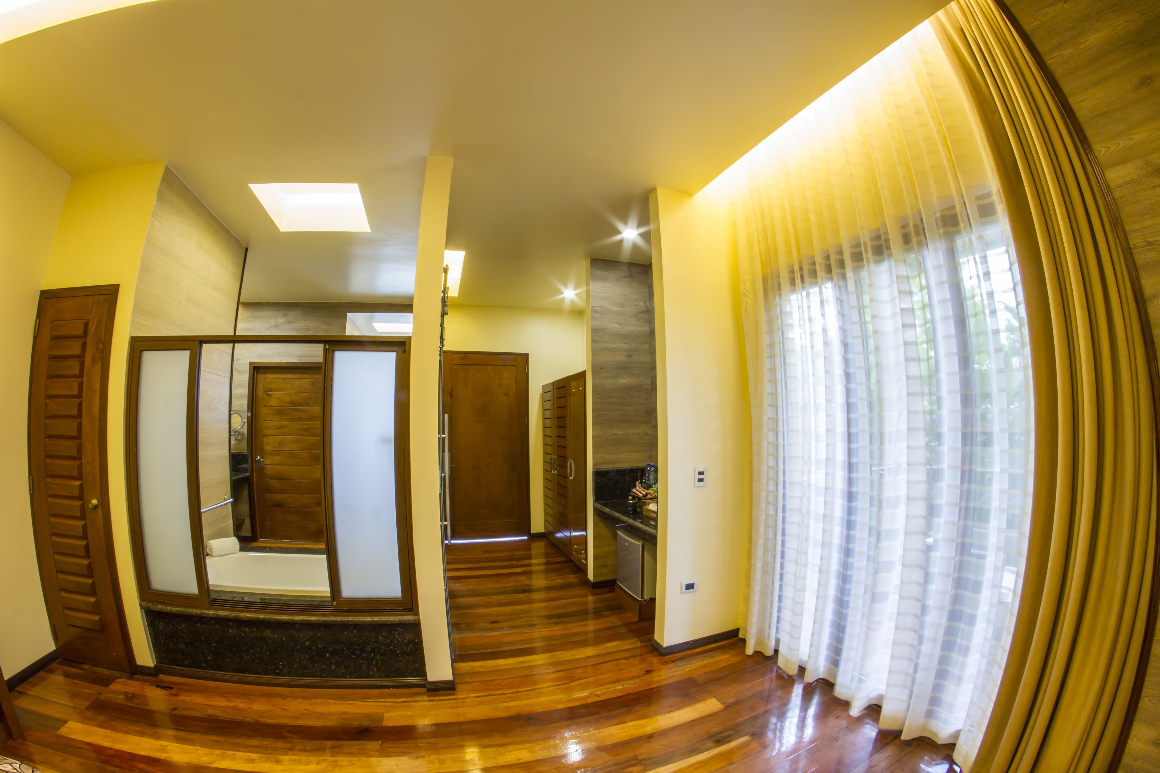 junior suite | memory-foam beds, minibar, in-room safe, iron/ironing board