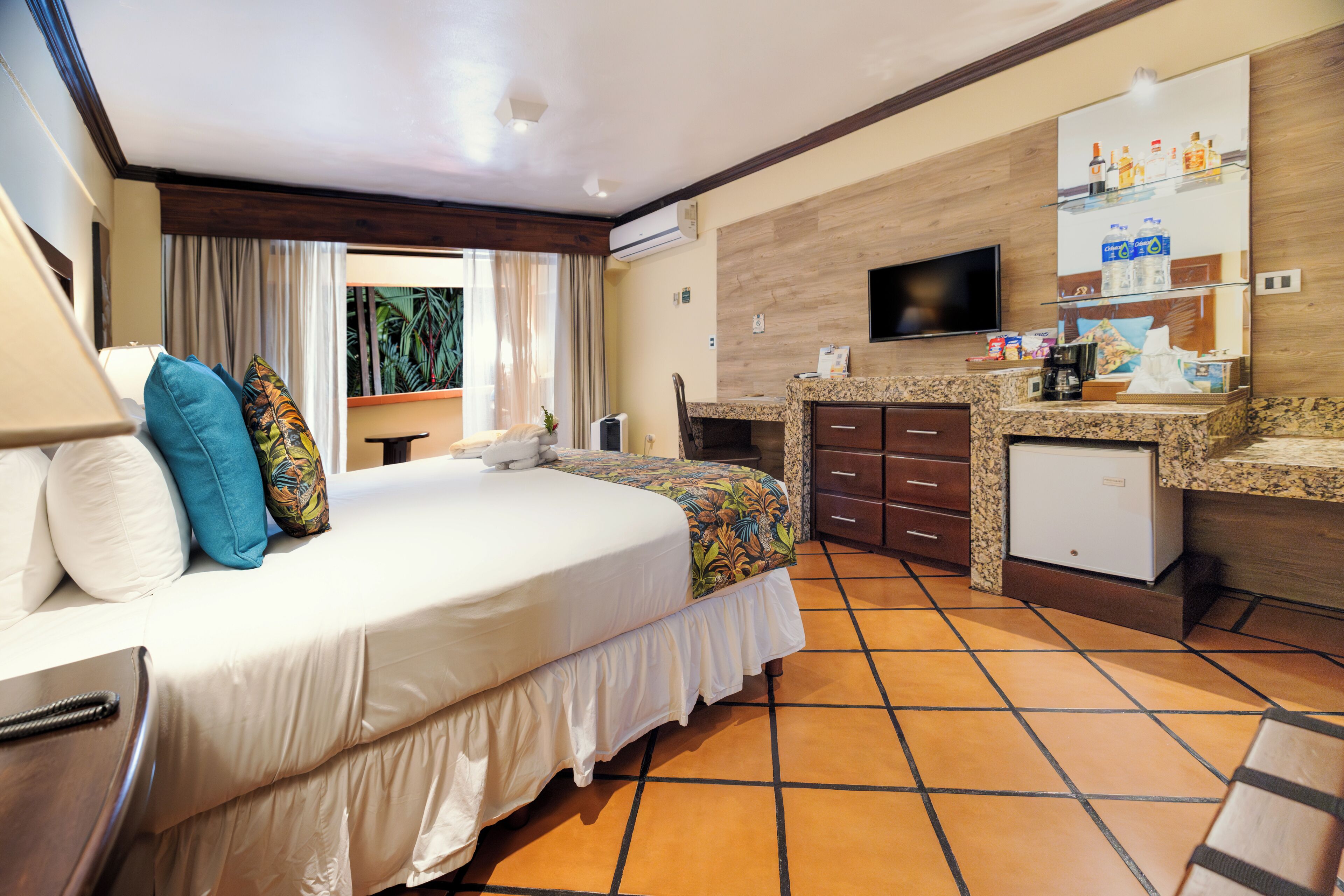 Superior  | Memory-foam beds, minibar, in-room safe, iron/ironing board