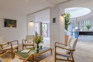 Nội thất lối vào