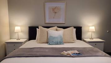 Bureau, rideaux occultants, chambres insonorisées, Wi-Fi gratuit