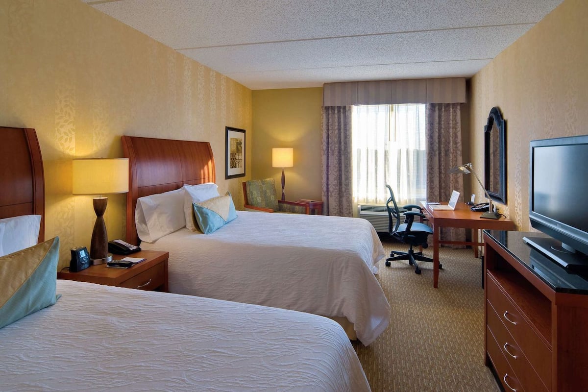 Roupas de cama premium, cofres nos quartos