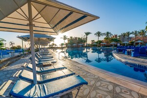 7 piscinas al aire libre, sillones reclinables de piscina