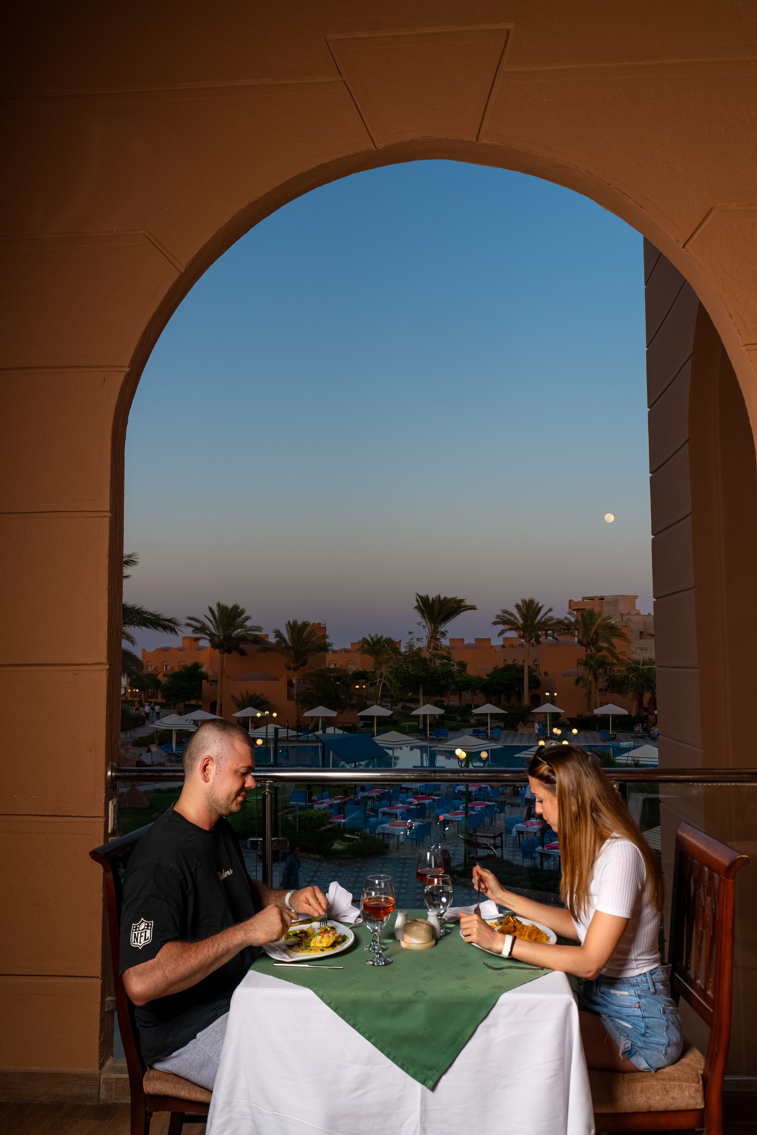 5 restaurants, international cuisine