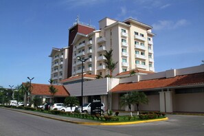 Exterior - Radisson Colon 2,000 Hotel & Casino (Colon)