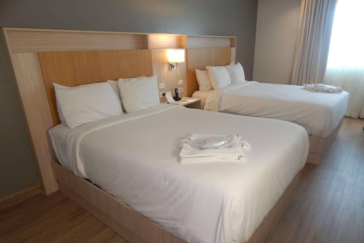 1 chambre, literie de qualité supérieure, couette en duvet d'oie