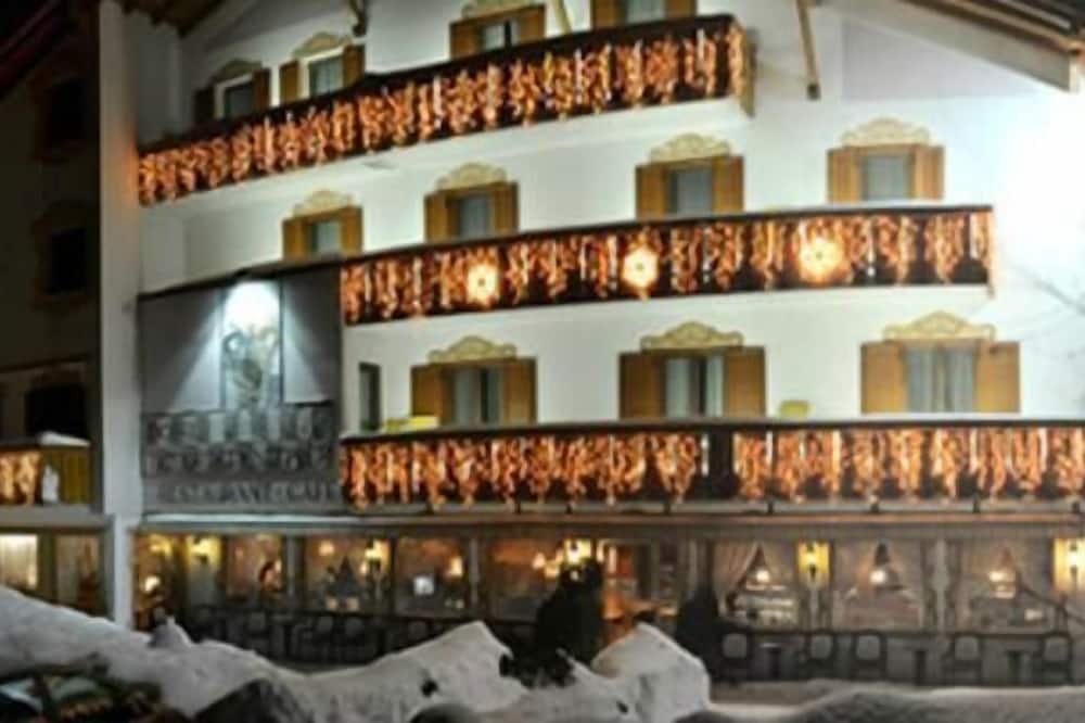Hotel Tschurtschenthaler