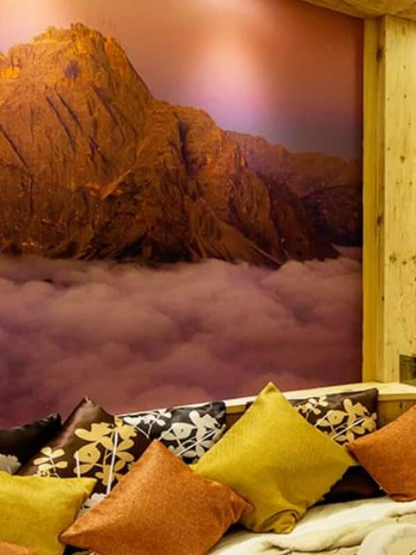 Sauna, steam room, body treatments, mud baths, facials