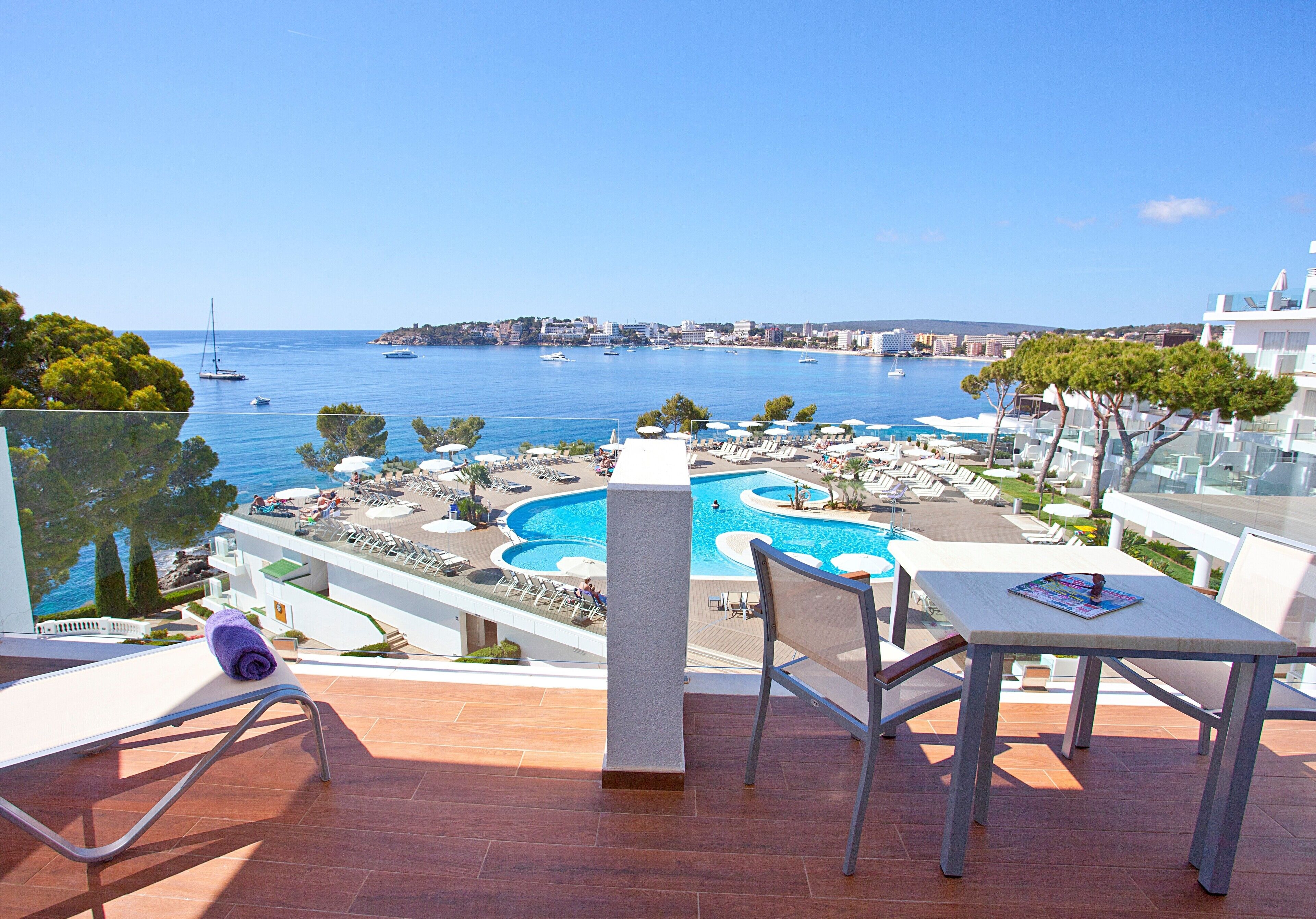 Premium Studio, Balcony, Sea View | Beach/ocean view