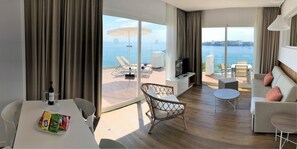 디럭스 아파트, 테라스, 바다 전망 | 오리/거위털 이불, 객실 내 금고, 노트북 작업 공간, 암막 커튼