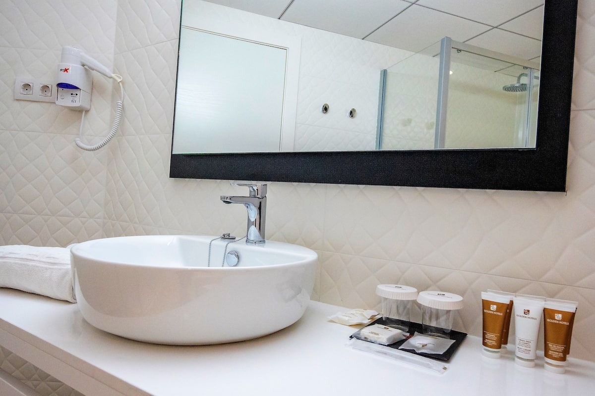 free toiletries, hair dryer, towels