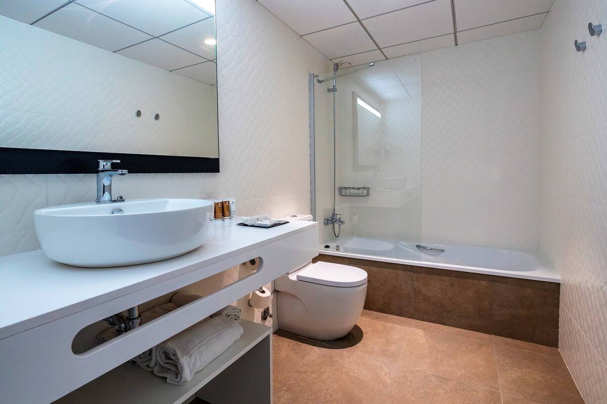 free toiletries, hair dryer, towels