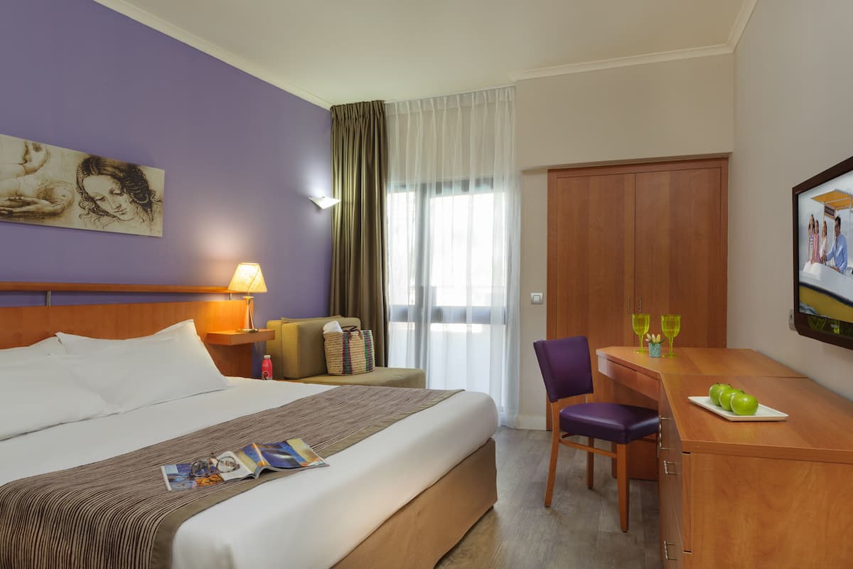 In-room safe, iron/ironing board (on request), WiFi (free)