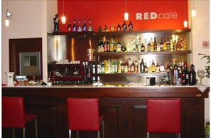 Cocktail bar