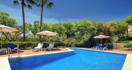 Elviria Hills Living