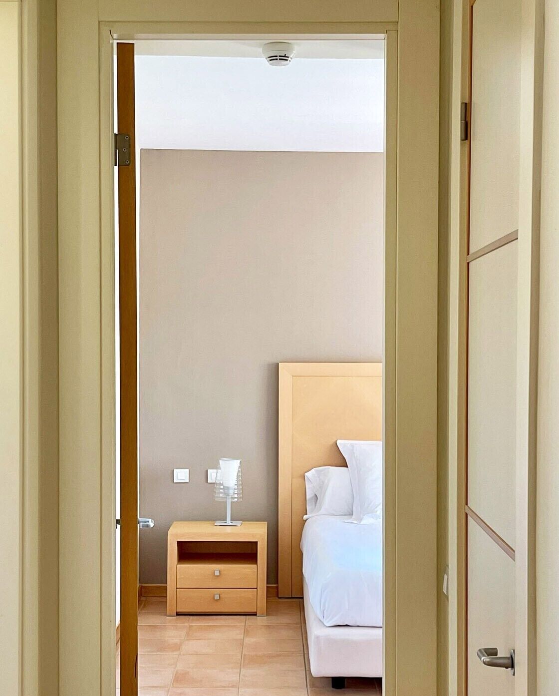 in-room safe, iron/ironing board, free wifi, bed sheets