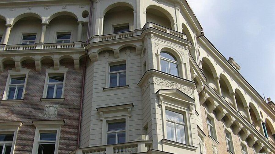 RiverView Palace Apartments