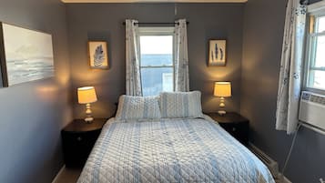 Casa familiare, 2 camere da letto, cucina, lato spiaggia | 1 camera, tende oscuranti, Wi-Fi gratuito, lenzuola