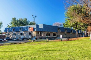 Exterior - Econo Lodge Milldale - Southington (Southington)