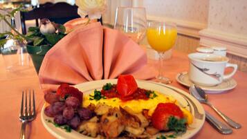 Tägliches inbegriffenes kontinentales Frühstück