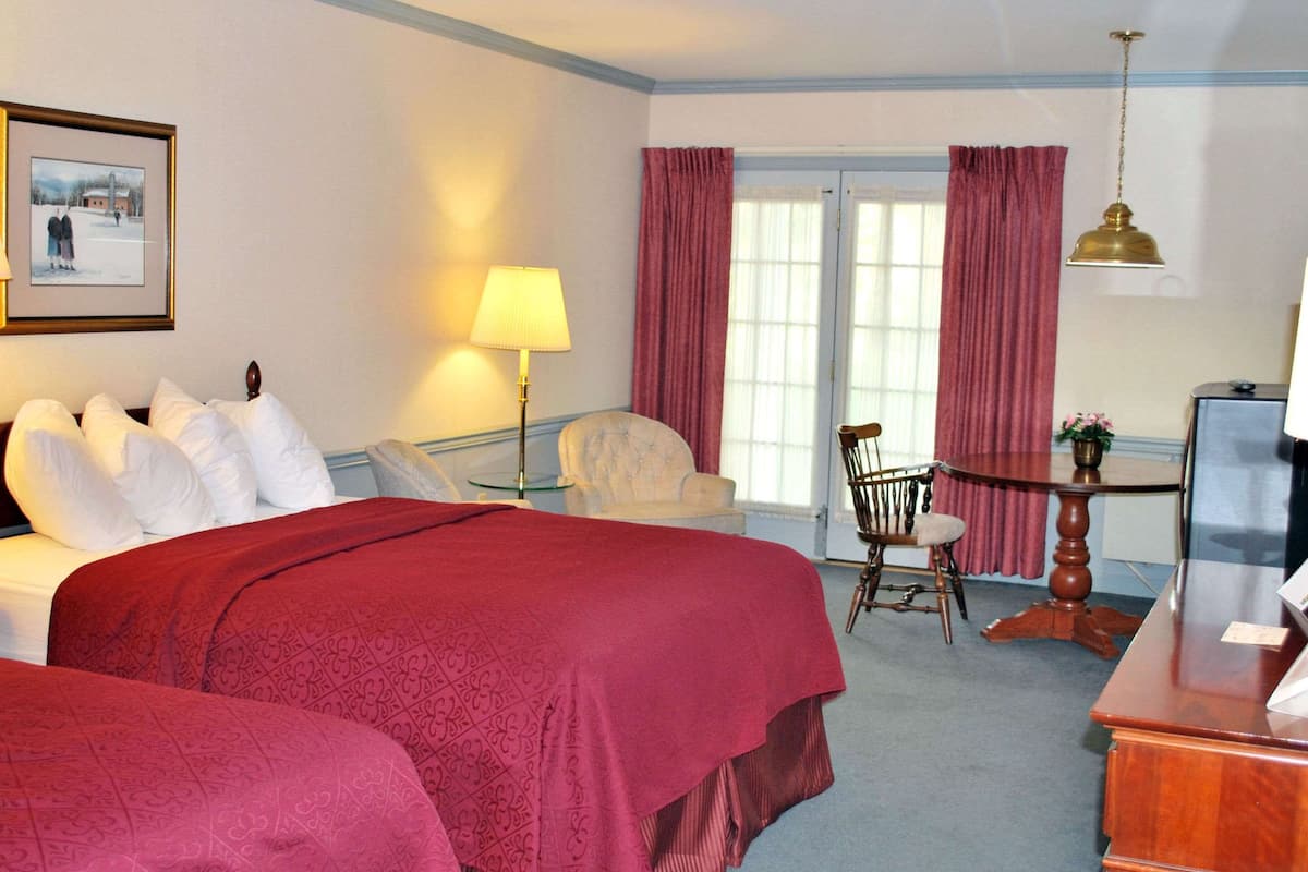 Standard Room, 2 Queen Beds, Non Smoking | Desk, iron/ironing board, rollaway beds, free WiFi