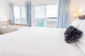 Panoramic Suite | Desk, iron/ironing board, rollaway beds, free WiFi - Riotel Percé (Perce)