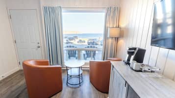 Habitación Prestigio | Escritorio, tabla de planchar con plancha, camas extra y wifi gratis