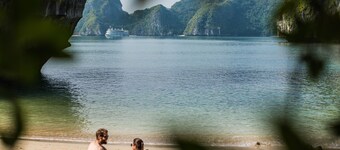 Bhaya Halong Cruises