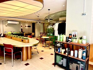 Café - The Quarter Saladaeng by UHG  (Bangkok)