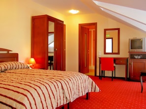 Escritorio, cunas gratuitas y wifi gratis