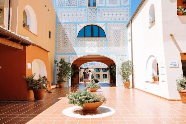منوع