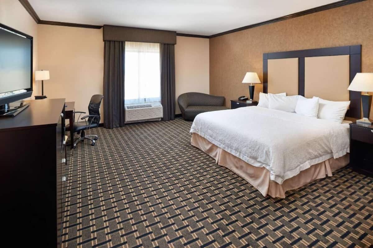 In-room safe, desk, laptop workspace, iron/ironing board