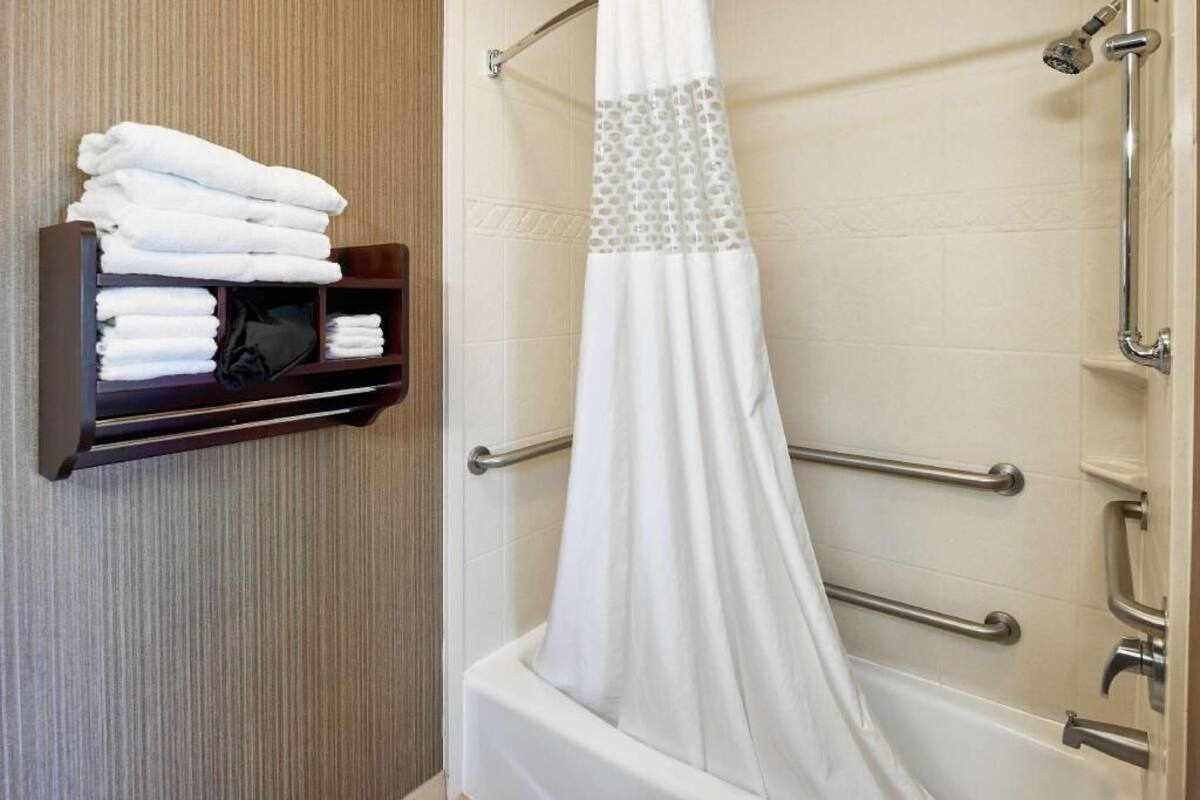 Free toiletries, hair dryer, towels