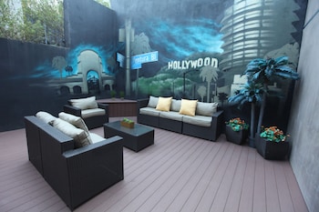Patio, balcany or terrace at BLVD Hotel and Studios Universal-Hollywood, an Ascend Collection Hotel
