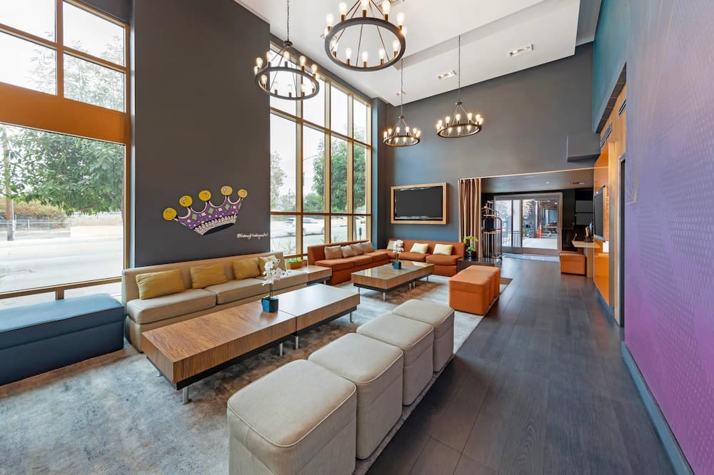 BLVD Hotel and Studios Universal-Hollywood, an Ascend Collection Hotel