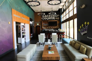 Lobby - BLVD Hotel and Studios Universal-Hollywood, an Ascend Collection Hotel (Studio City)
