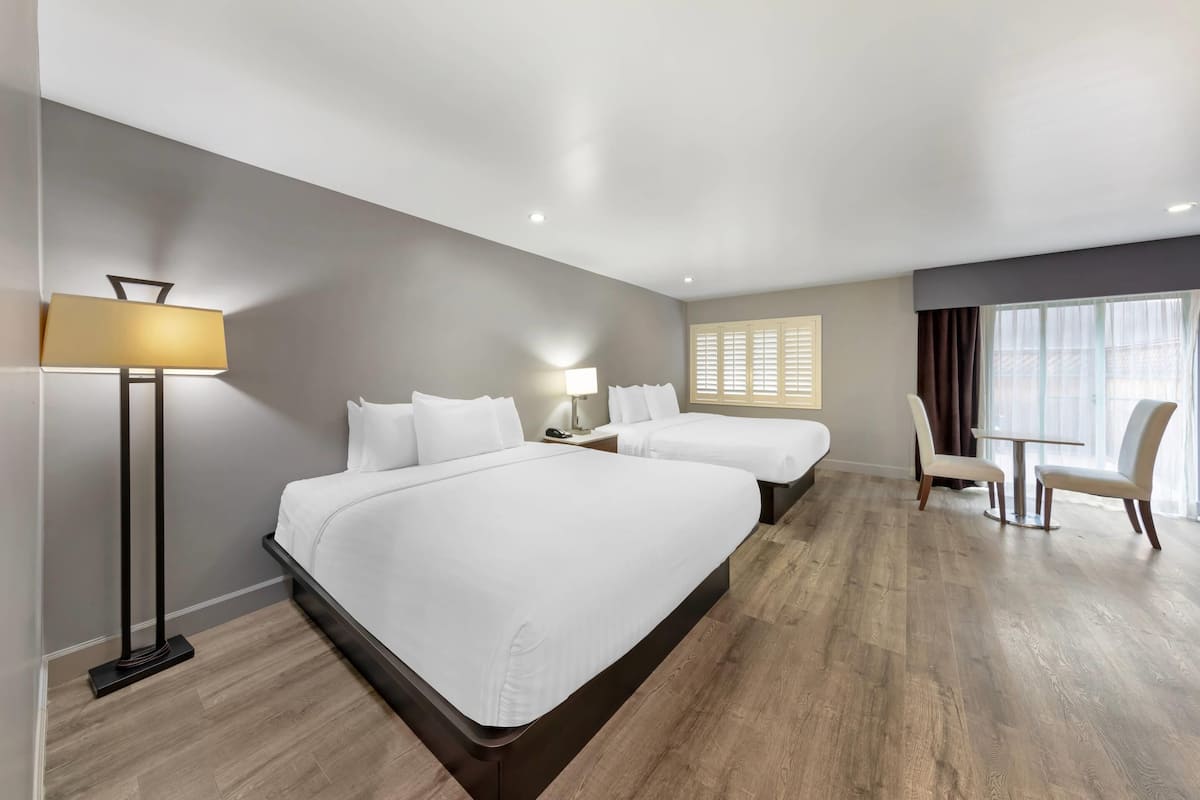 Basic Room, Multiple Beds, Non Smoking | Premium bedding, desk, iron/ironing board, cots/infant beds