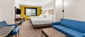 Holiday Inn Express & Suites Klamath Falls Central by IHG