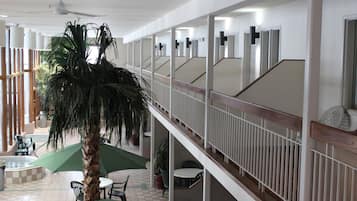 2 Queen Beds, Balcony, Nonsmoking | Parveke