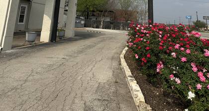 Travel Inn Lackland Seaworld