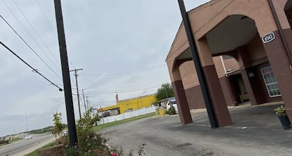 Travel Inn Lackland Seaworld