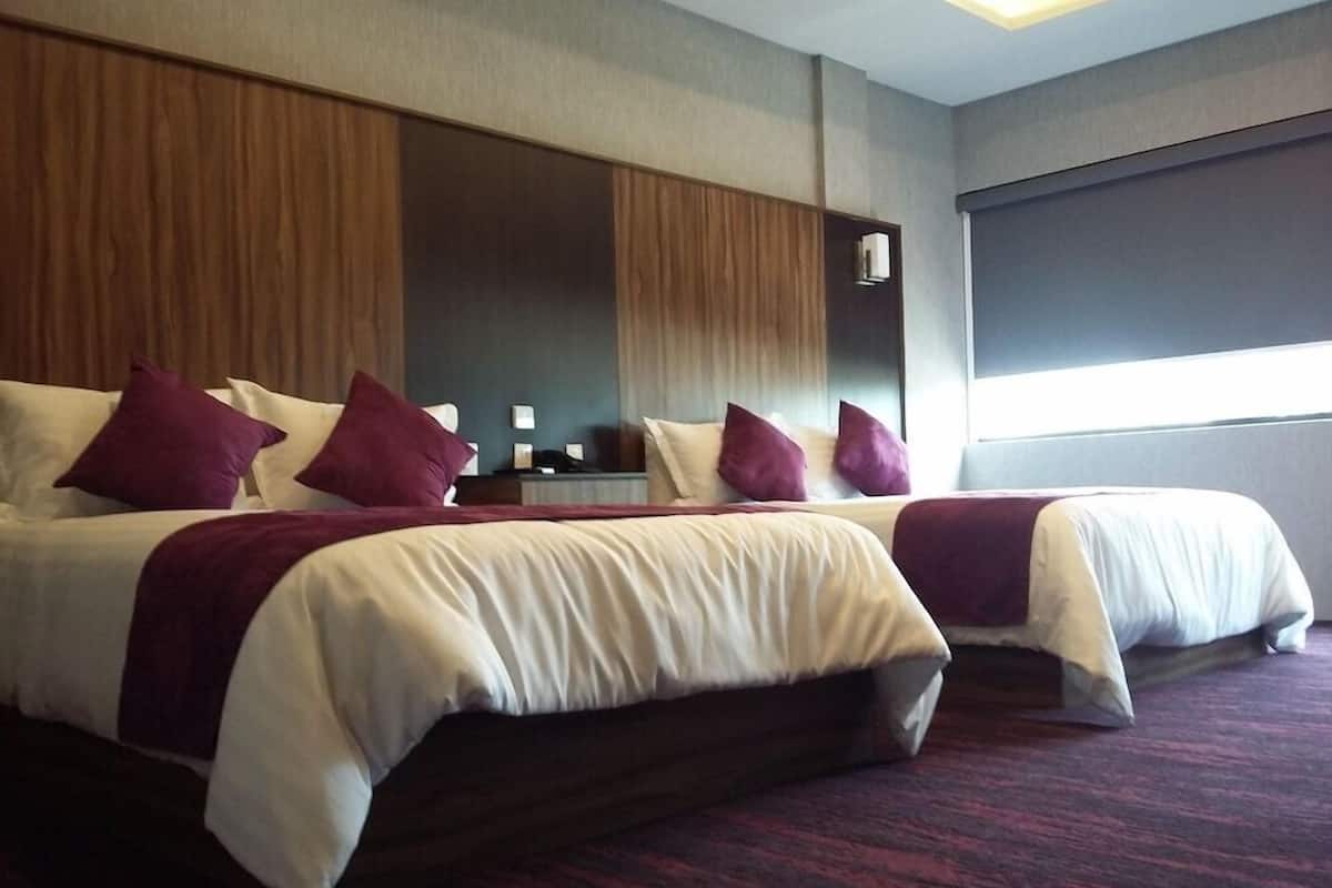 In-room safe, desk, iron/ironing board, free WiFi