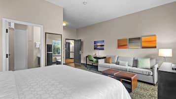 Cofres nos quartos, escrivaninha, espaço de trabalho para notebook